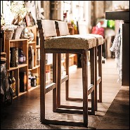 Tabouret en noyer massif et cuir véritable 154-Norman