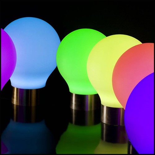 Lampadaire en résine pour utilisation intérieur ou extérieur 111-Colored Changed Bulb