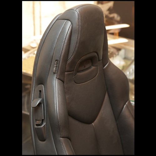 Armchair in polished solid stainless steel and seat in leather PC-Racing Pilot