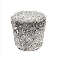 Tabouret en bois massif et couvert avec peau de buffle 162-Buffalo