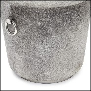 Tabouret en bois massif et couvert avec peau de buffle 162-Buffalo