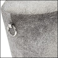 Tabouret en bois massif et couvert avec peau de buffle 162-Buffalo