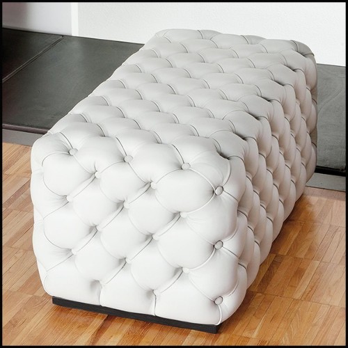 Banc avec structure en bois massif rembourré et capitonné avec cuir coloris blanc ou rouge 163-Captain