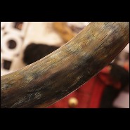 Défense de Mammouth en ivoire avec coloris bruns et bruns foncés et avec légers reflets bleutés PC-Ivory Brown