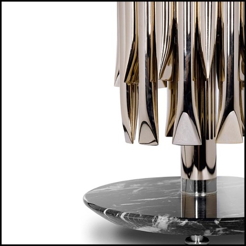 Lampe avec structure composée de tubes en laiton massif poli et avec base en marbre noir 151-Doe