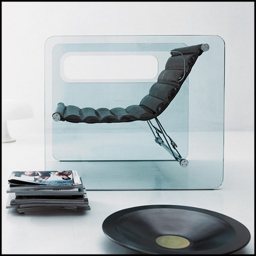 Armchair with left and right sides in clear glass and with seat with white genuine leather 194-Aera