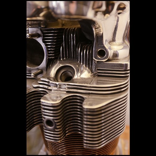 Table lamp made with an authentic engine cylinder from piper aircraft PC-Piper Cylinder