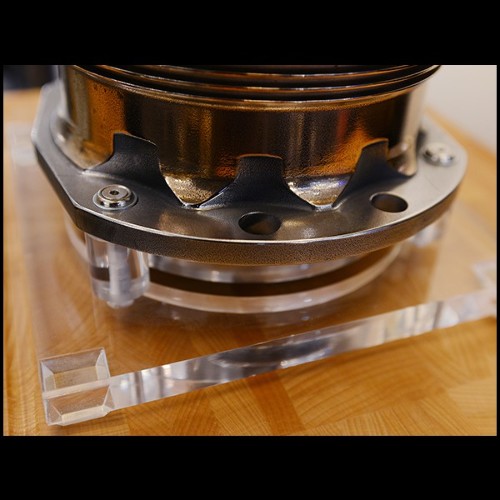 Table lamp made with an authentic engine cylinder from piper aircraft PC-Piper Cylinder