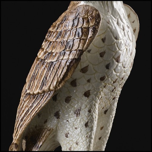 Sculpture Faucon en porcelaine avec finition en or 24k 196-Falcon