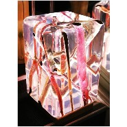 Bout de Canapé 31 - Kisimi Fluo - Bout de canapé original - Pacific Compagnie.