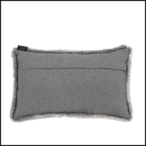 Cushion rectangular grey faux fur 24-Alaska