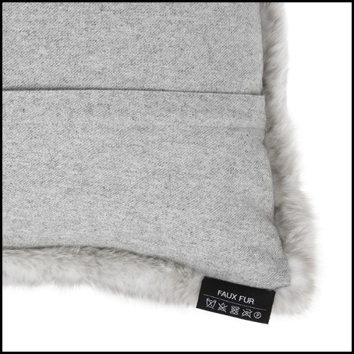 Coussin rectangulaire faux fur gris clair 24-Alaska Light Grey