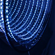 Décoration murale effet miroir infinie et LED PC-Infiny M