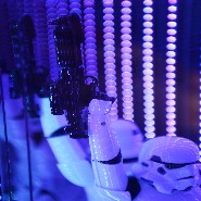 Décoration murale effet miroir infini et Stormtrooper PC-Storm M