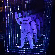 Décoration murale effet miroir infini et Stormtrooper PC-Storm M