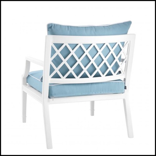 Chaise finition blanc avec coussin bleu minéral sunbrella 24-Bella Vista Blue