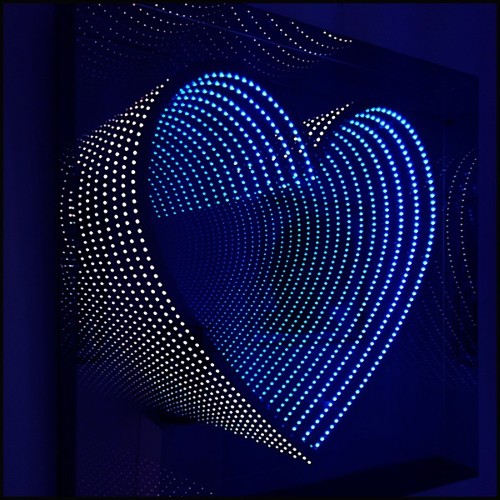 Mirror heart shaped infinite effect PC-Heart Light