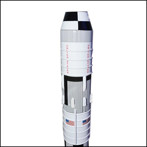 Sculpture PC-Rocket Saturn V