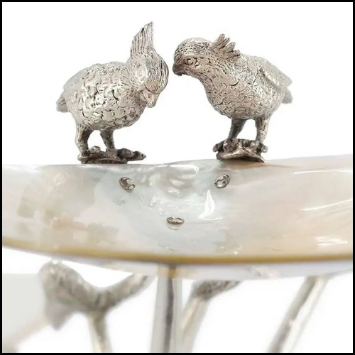 Cup 162- Shell & Parrots