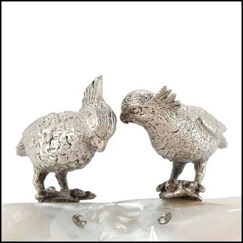 Cup 162- Shell & Parrots