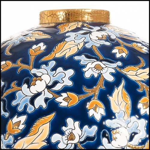 Vase 220- White & Blue Flowers