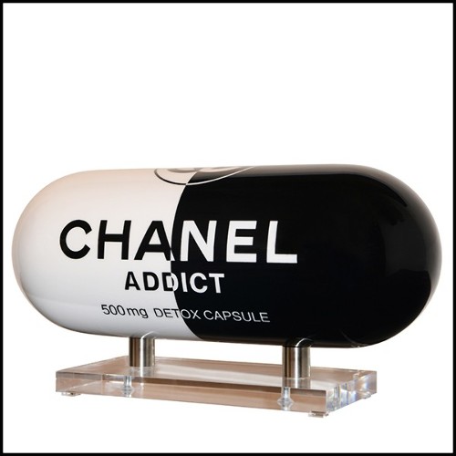 Sculpture PC- Chanel Addict Black & White Pill