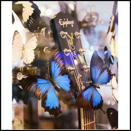 Guitare PC- Les Paul Papillons Blancs et Bleus