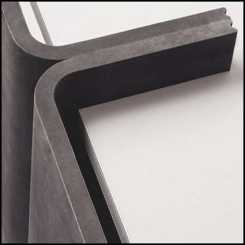 Bookshelf 189 - Romy Leather - Livres - Pacific Compagnie.