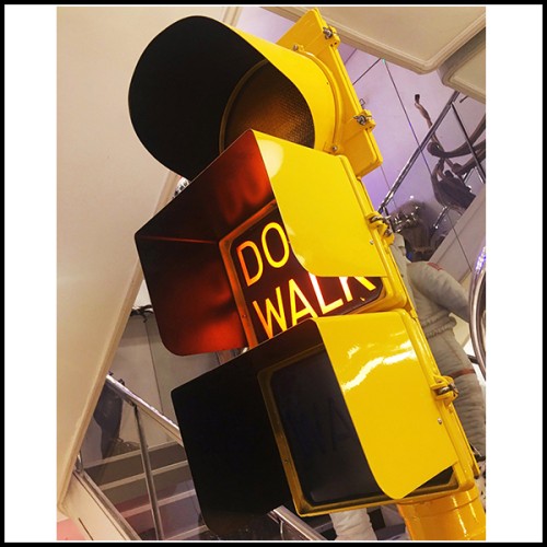Traffic Light PC - Walk Don't Walk Yellow - Yellow-colored traffic light for pedestrian crossing - Pacific Compagnie.