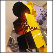 Traffic Light PC - Walk Don't Walk Yellow - Deco urbaine - Pacific Compagnie.