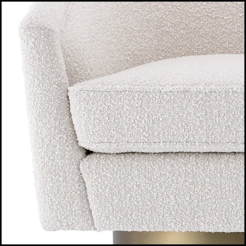 Armchair with velvet fabric in bouclé cream finish and base in matte gold finish 24-Catene Bouclé Cream