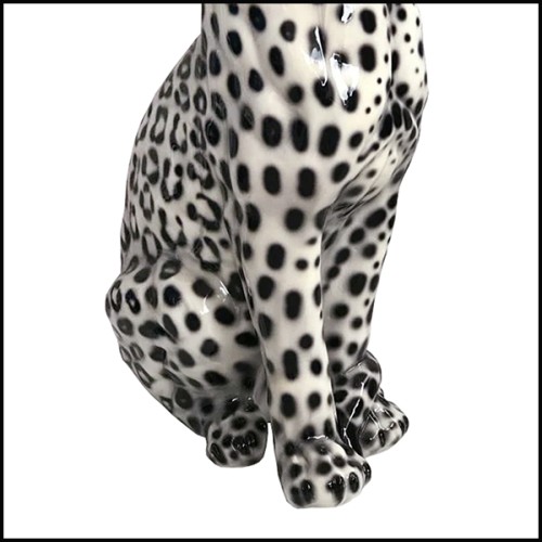 Sculpture 162- Leopard Black & White Right