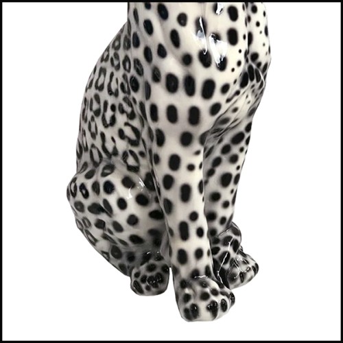 Sculpture 162 - Leopard Black & White Right | Right side view of a modern leopard sculpture in black and white - Pacific Compagn