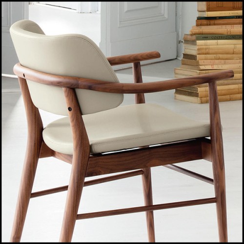 Fauteuil 163 - Lizia - Design enveloppant - Pacific Compagnie.