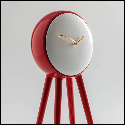 Clock 218- Pendule Red