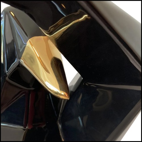 Sculpture 218 - Empereur Black - Couleur noir - Pacific Compagnie.