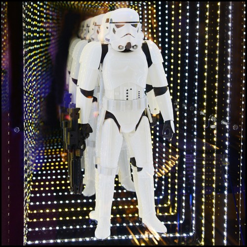 Miroir PC - Wall Decoration Stormtrooper L - Star Wars stormtrooper mirror, modern décor piece - Pacific Compagnie.