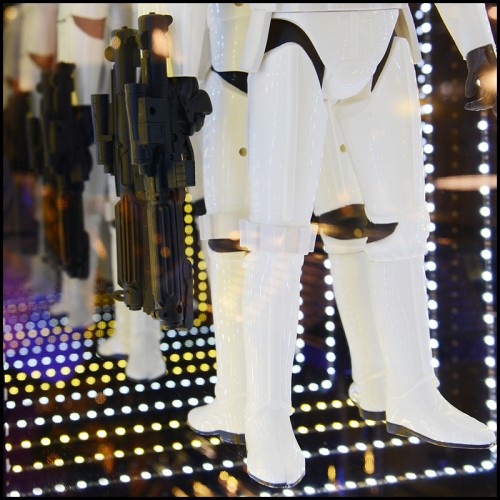 Miroir PC - Wall Decoration Stormtrooper L - Reflective stormtrooper design, adds sci‑fi flair - Pacific Compagnie.