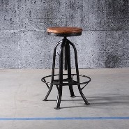 Tabouret de bar 09 - Ogi - Position assise - Pacific Compagnie.
