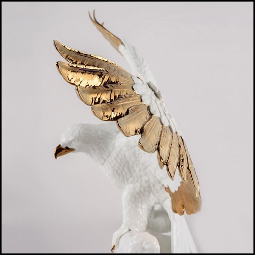 Sculpture 226 - White Eagle - sculpture blanche - Pacific Compagnie.