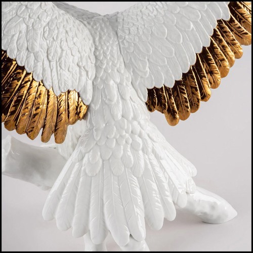 Sculpture 226-White Eagle