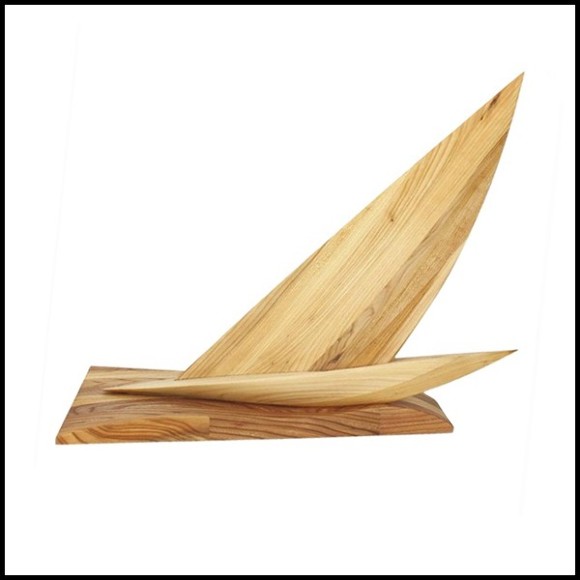 Sculpture 70-Pen Duick