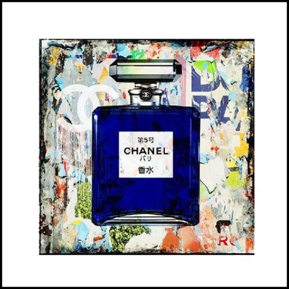 Peinture 143 - Chanel Blue - Glamour pictural - Pacific Compagnie.