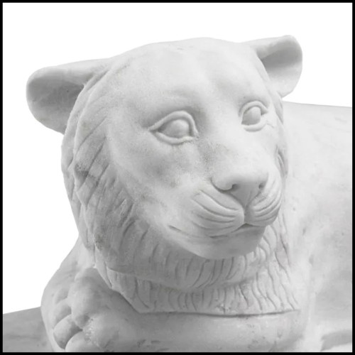 Objet 24 - Reclining lion