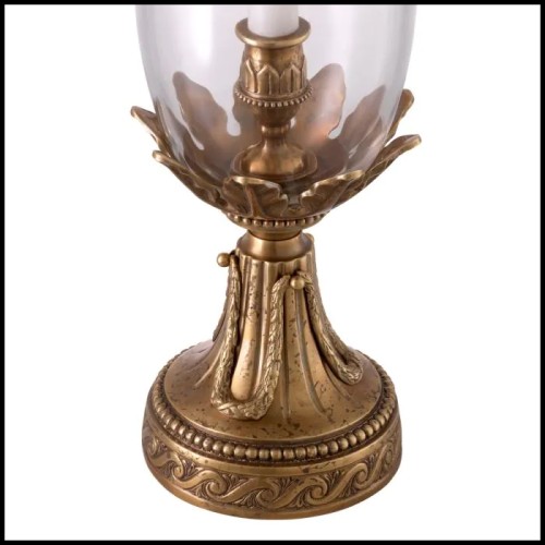 Hurricane Eichholtz - Vitruvian