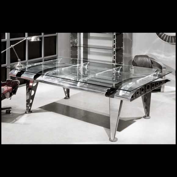 Bureau 22 - C 130 Hercules - Unique executive desk inspired by the C 130 Hercules aircraft - Pacific Compagnie.