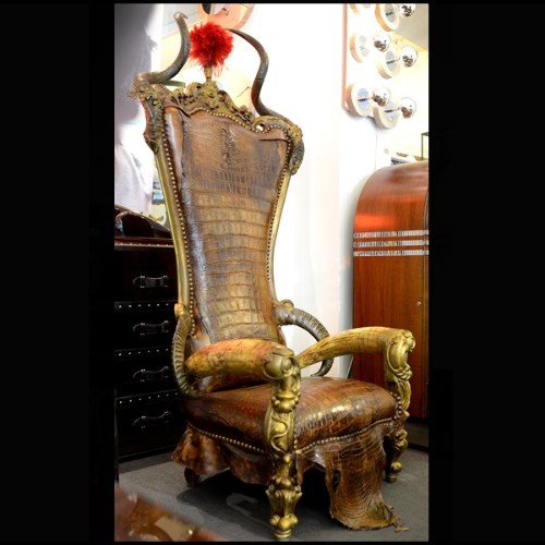 Armchair V Design - City Deco - Xango Alligator