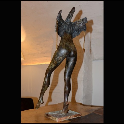 Sculpture 19-Femme à tête de coq