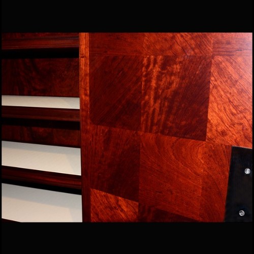 Cabinet PC - Royal Galuchat Rouge