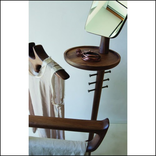 Valet de nuit 163 - Kayi, chambre - Pacific Compagnie.